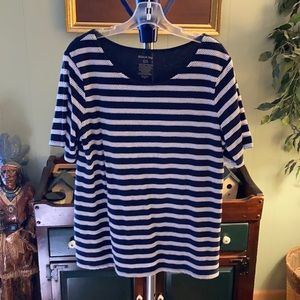White Stag unique open weave stripe design top with layers XL